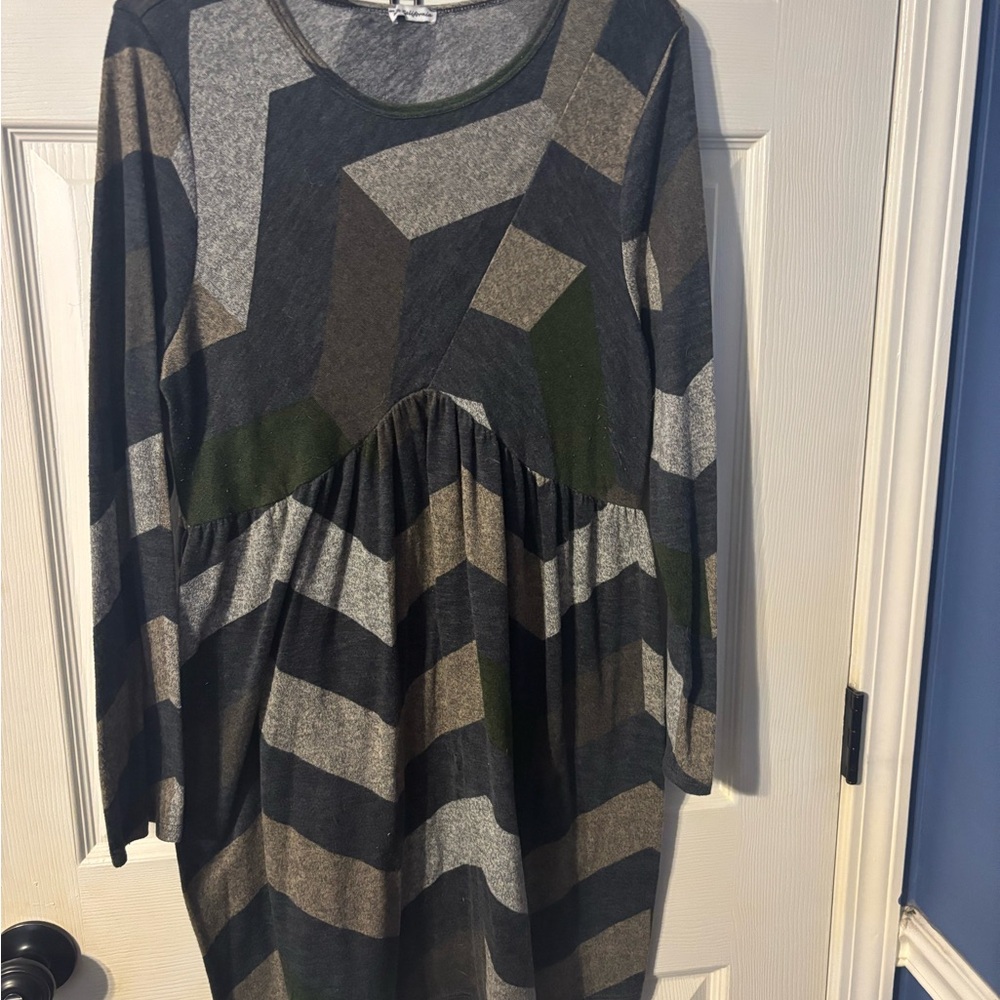 Chic Soul Black Long Sleeve Crew Neck Dress